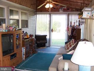 511 Filbert Road Oreland, PA 19075 - Photo 2 of 4 Gallery Image 2