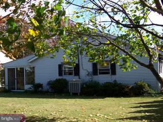 511 Filbert Road Oreland, PA 19075 - Photo 3 of 4 Gallery Image 3