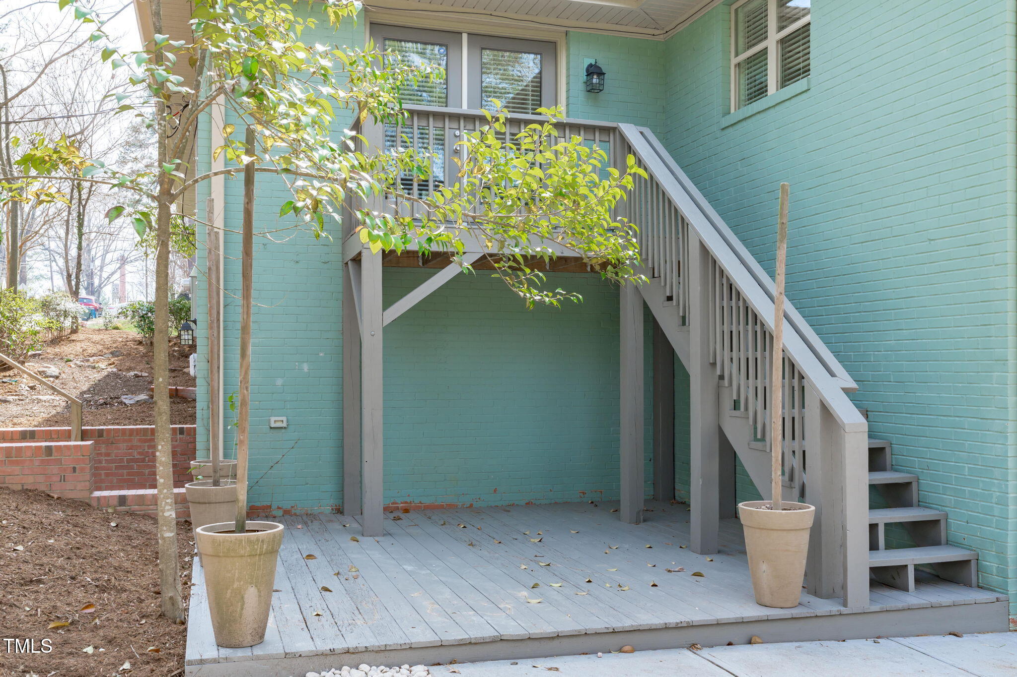 1900 Sunset Avenue Durham, NC 27705 - Photo 7 of 53 a view of entryway with a front door