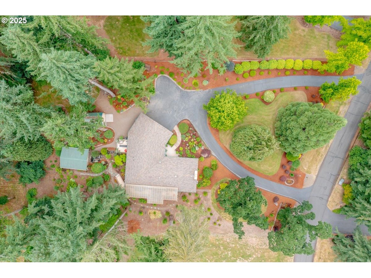 9076 Daleview Road Southeast Salem, OR 97317 - Photo 44 of 45 an aerial view of a house with a garden