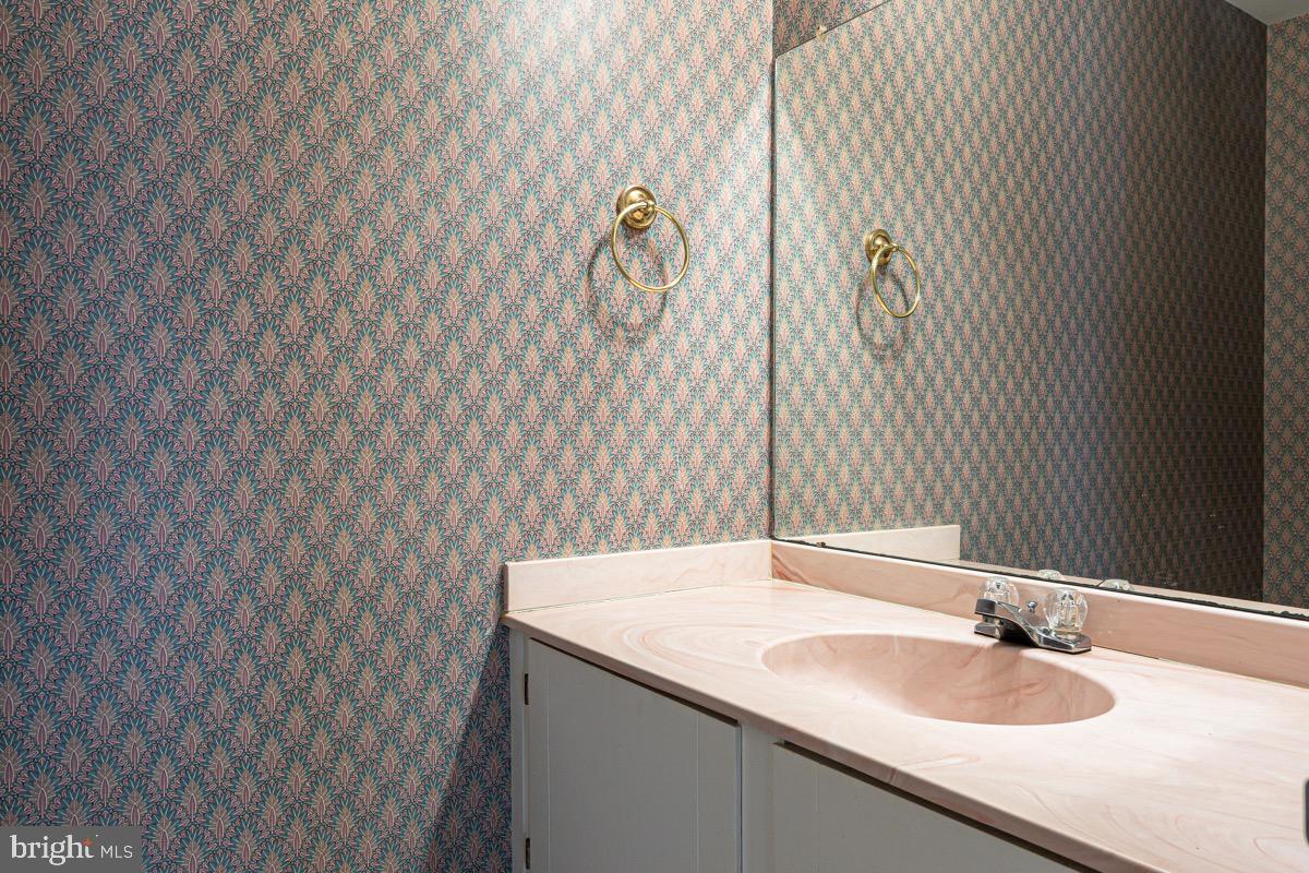 136 Partree Road Cherry Hill, NJ 08003 - Photo 25 of 42 Main Floor Half bath