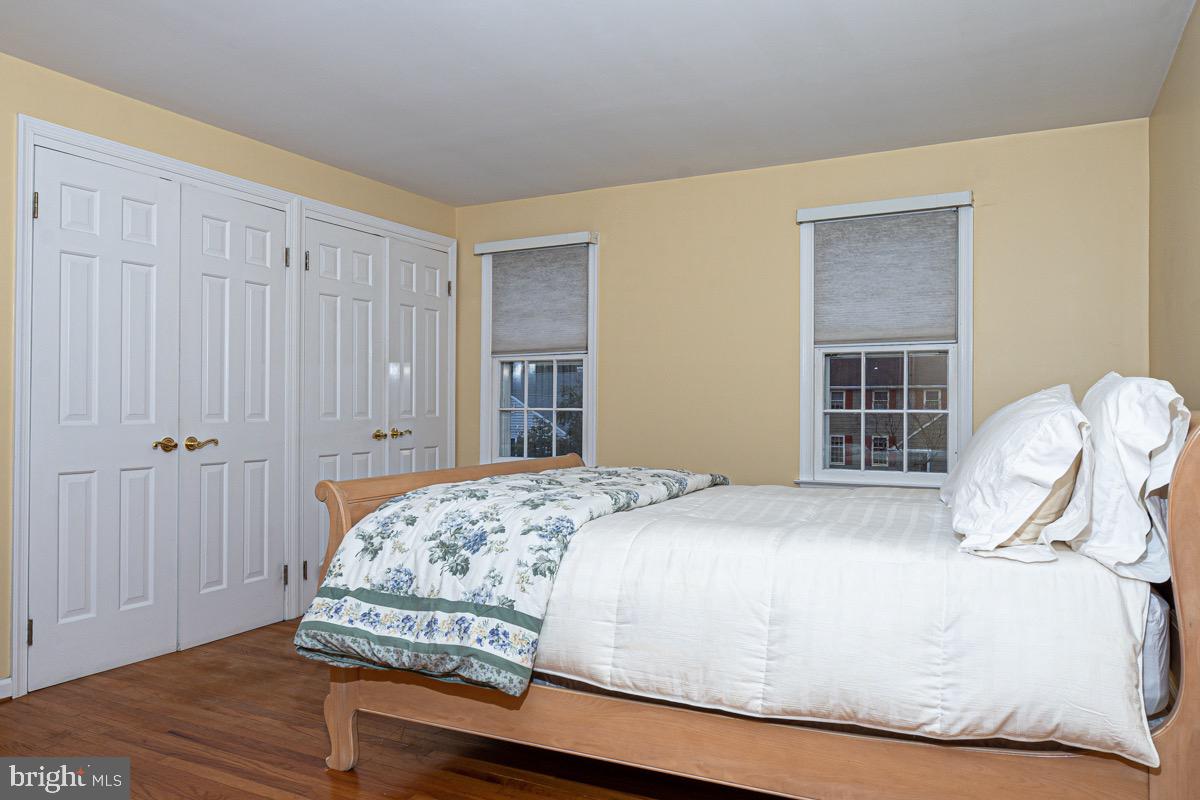 136 Partree Road Cherry Hill, NJ 08003 - Photo 34 of 42 Main bedroom