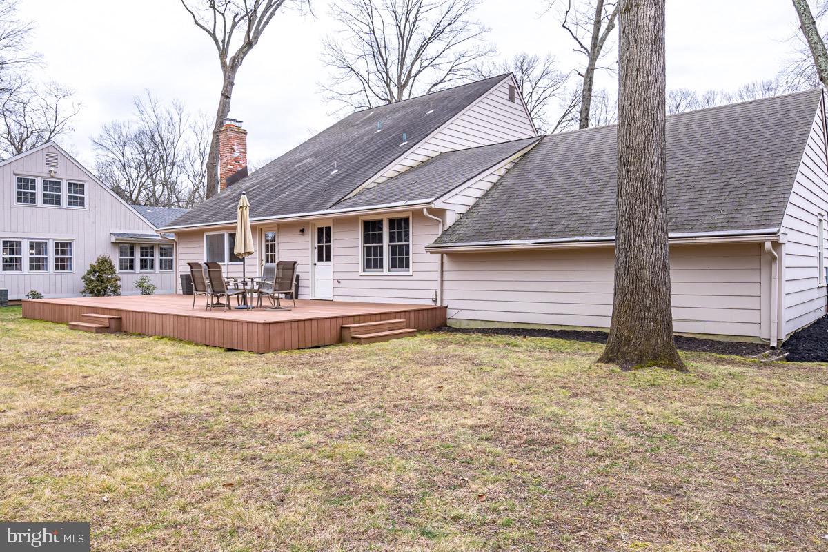 136 Partree Road Cherry Hill, NJ 08003 - Photo 42 of 42 Exterior side view
