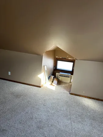 $127,900 | 631 North Cedar Street, Luverne, MN 56156