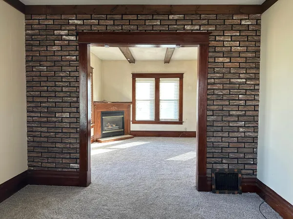$127,900 | 631 North Cedar Street, Luverne, MN 56156