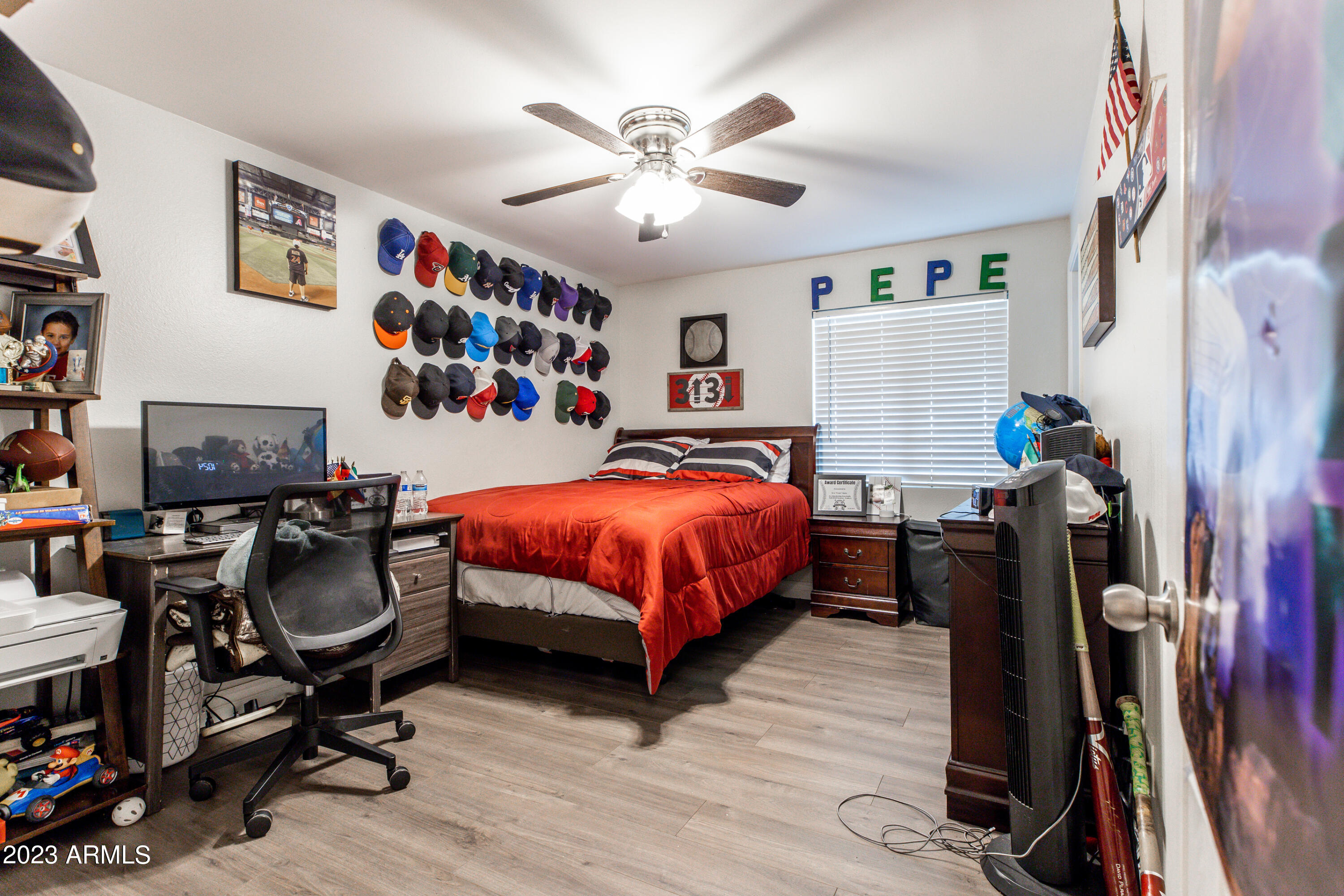 14446 North 40th Place Phoenix, AZ 85032 - Photo 16 of 32 Propert Photo-17