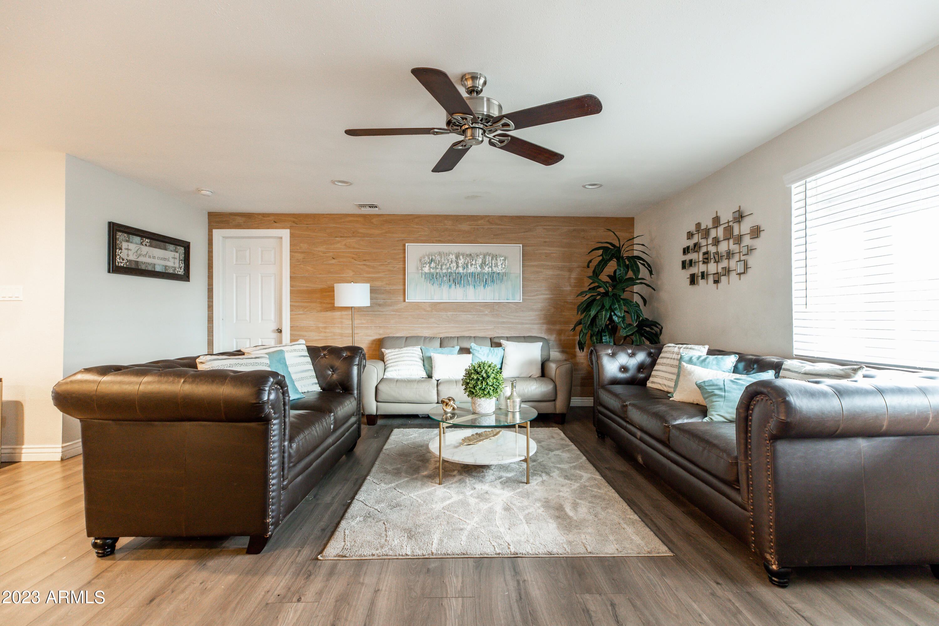 14446 North 40th Place Phoenix, AZ 85032 - Photo 5 of 32 Propert Photo-6