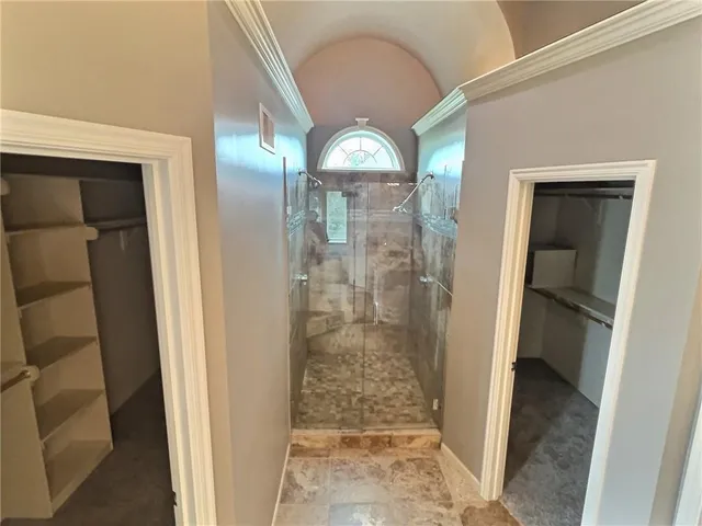 $552,500 | 6505 North Spruce Avenue, Kansas City, MO 64119