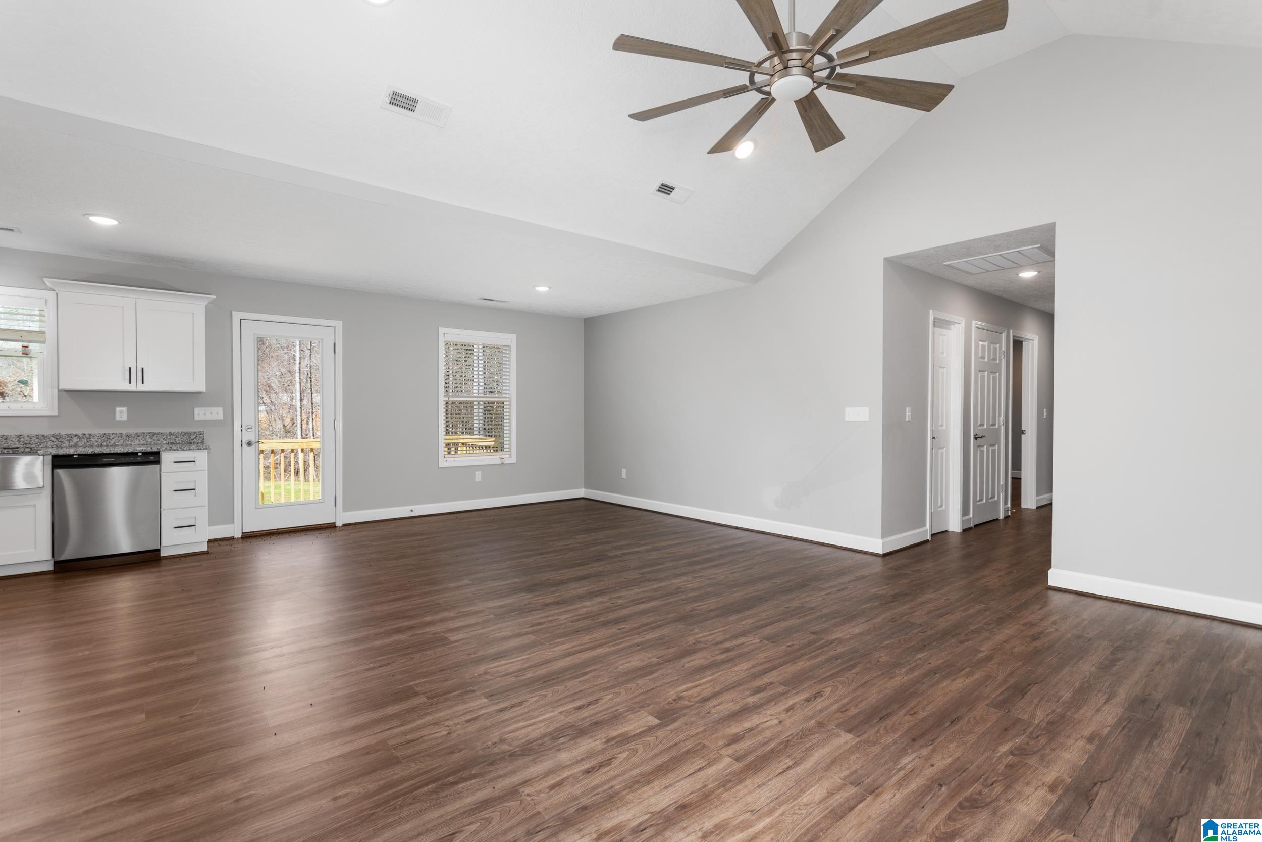 8215 Boiling Springs Road Ohatchee, AL 36271 - Photo 6 of 36