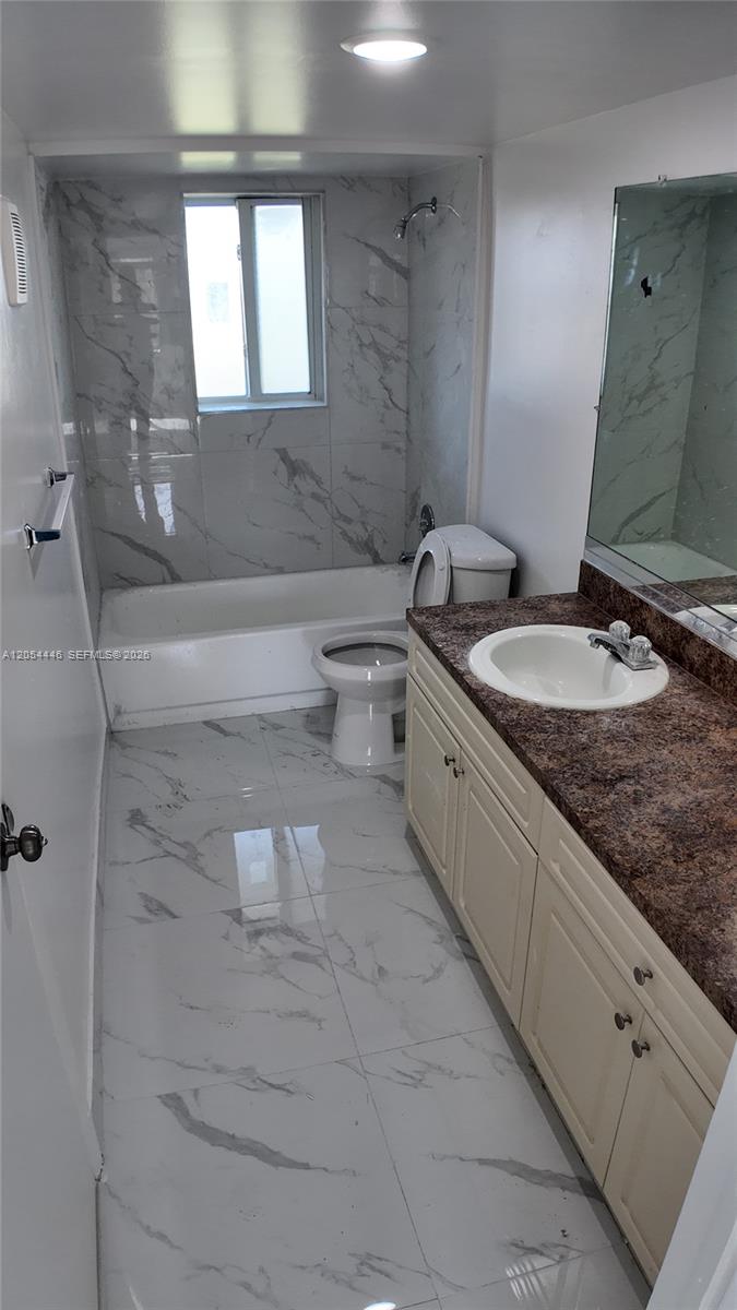10900 Southwest 196th Street, Unit 406 Cutler Bay, FL 33157 - Photo 15 of 18