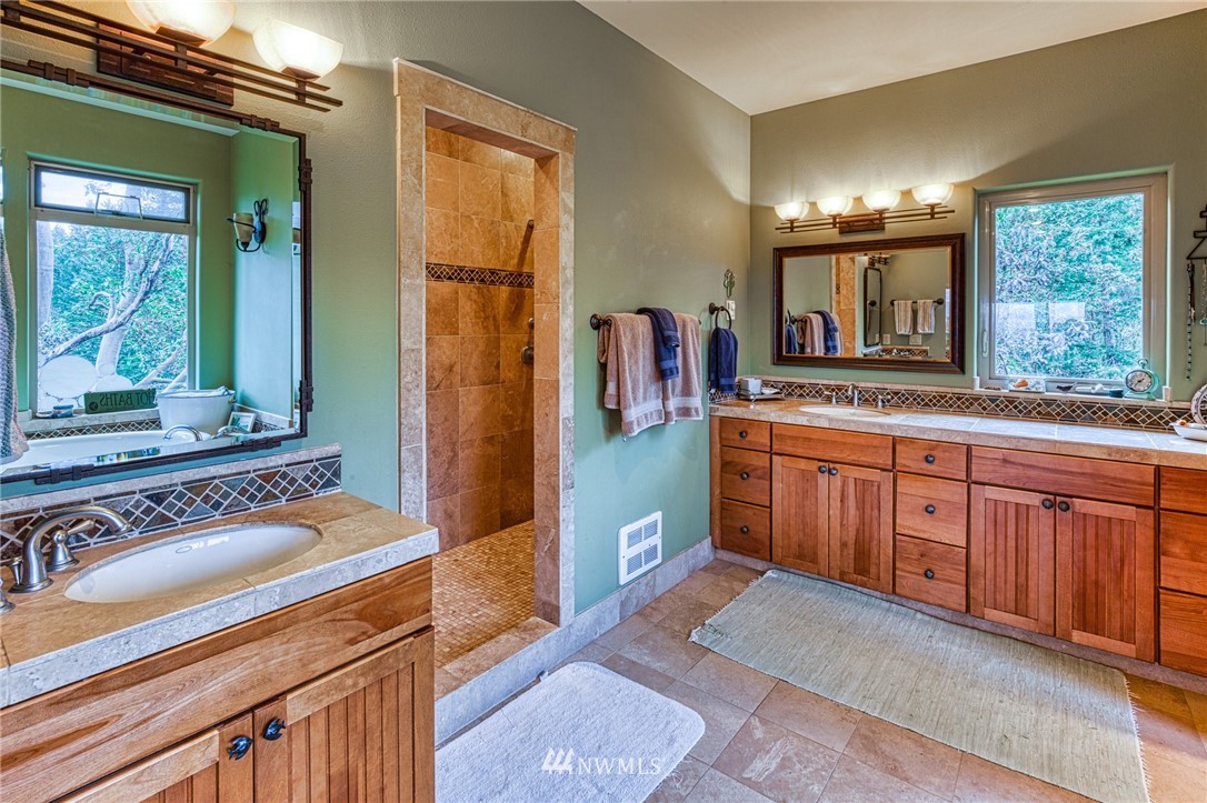 5161 Roche Harbor Road San Juan Island, WA 98250 - Photo 17 of 40 Gallery Image 17