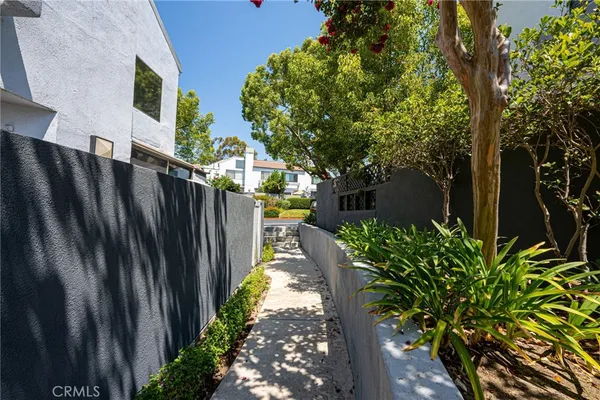 $399,999 | 1158 Tivoli Lane, Unit 177, Simi Valley, CA 93065