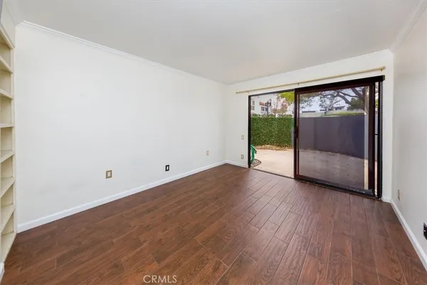 $399,999 | 1158 Tivoli Lane, Unit 177, Simi Valley, CA 93065