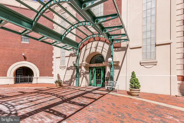 $850,000 | 2121 Jamieson Avenue, Unit 401, Alexandria, VA 22314