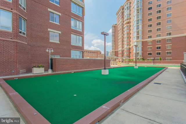 $850,000 | 2121 Jamieson Avenue, Unit 401, Alexandria, VA 22314