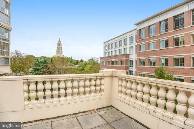 $850,000 | 2121 Jamieson Avenue, Unit 401, Alexandria, VA 22314