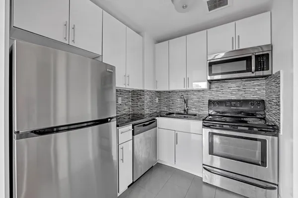 $2,650 | 419 East 117th Street, Unit 4B | East Harlem