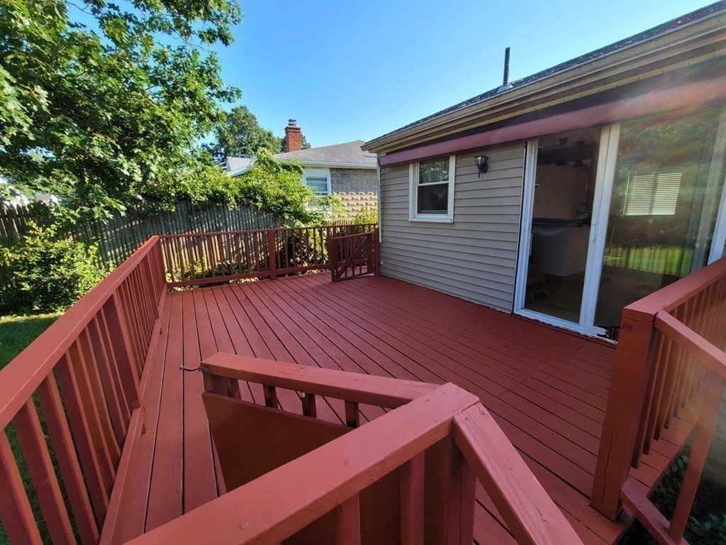 35 Gladstone Street Springfield, MA 01109 - Photo 15 of 17 Gallery Image 15
