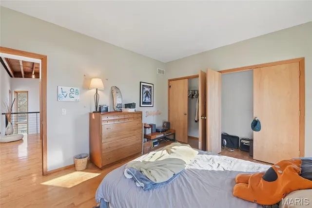 $515,000 | 6252 North Lakeshore Drive, Byrnes Mill, MO 63051