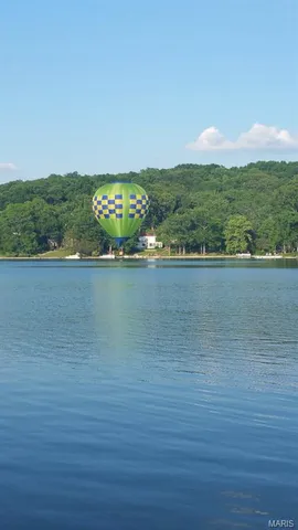 $515,000 | 6252 North Lakeshore Drive, Byrnes Mill, MO 63051