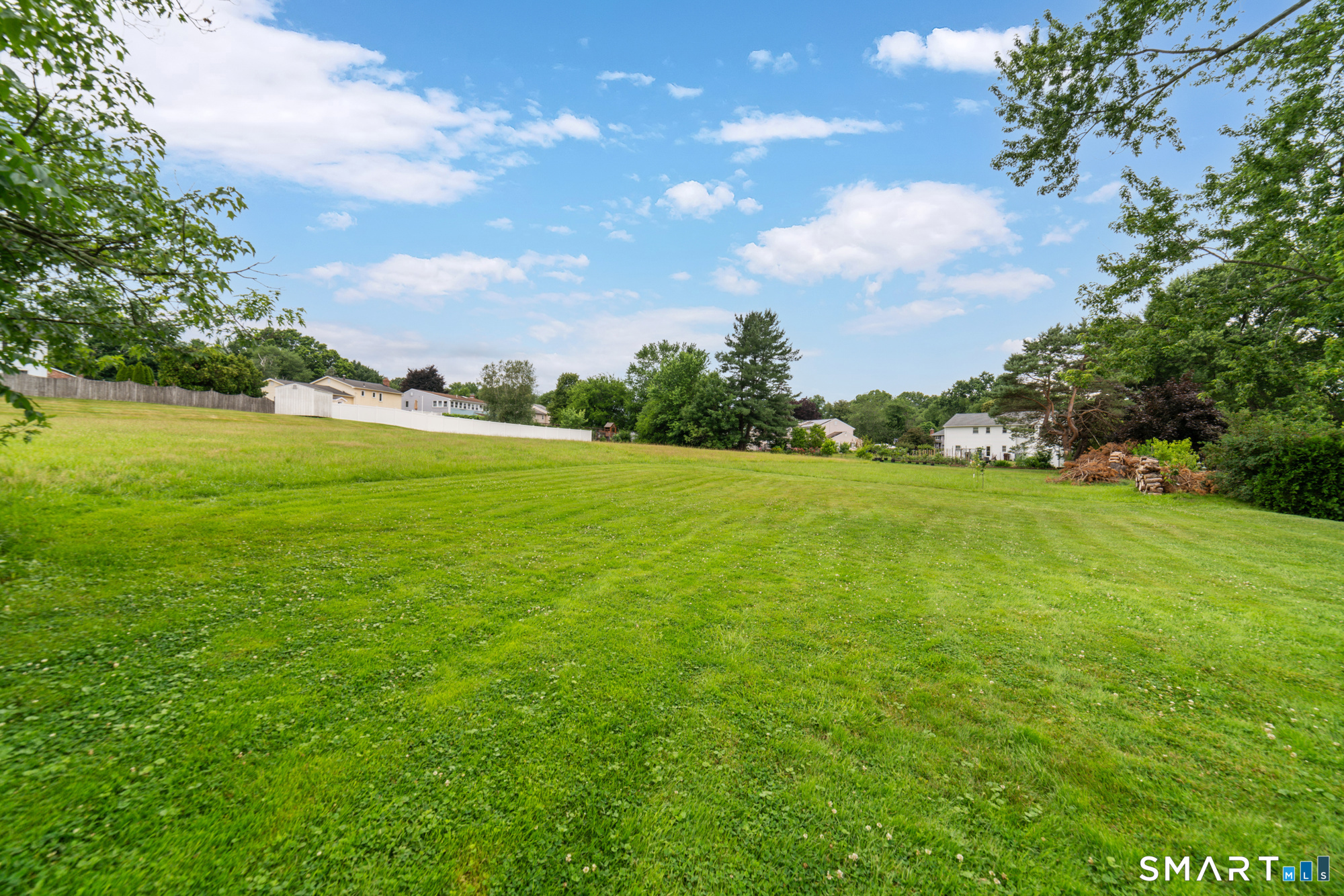 36 Cross Hill Road Wethersfield, CT 06109 - Photo 35 of 40