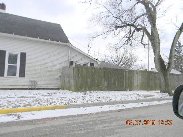 1121 North 2nd Street Decatur, IN 46733 - Photo 8 of 22