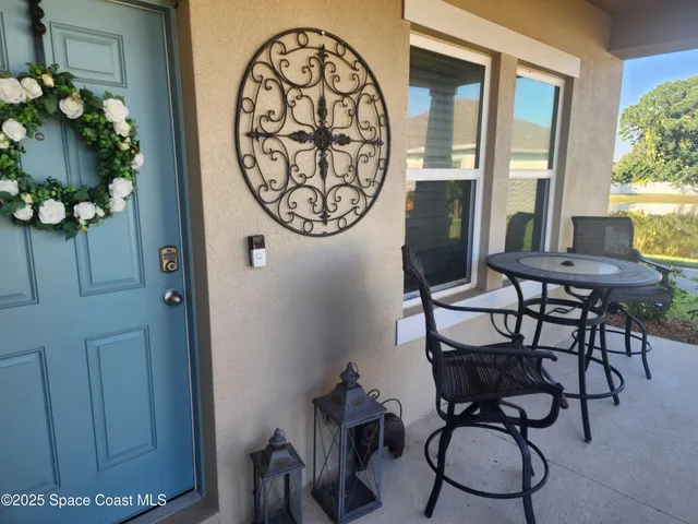 a view of a hallway with elevator