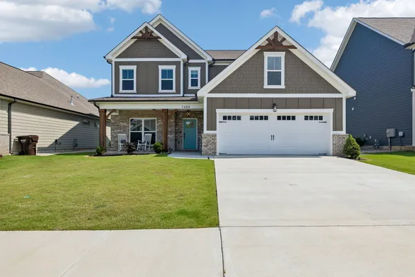 $550,000 | 7408 Dividing Way, Ooltewah, TN 37363