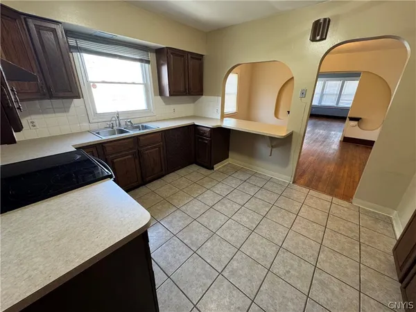 $1,500 | 295-97 North Midler Avenue, Unit 2, Syracuse, NY 13206