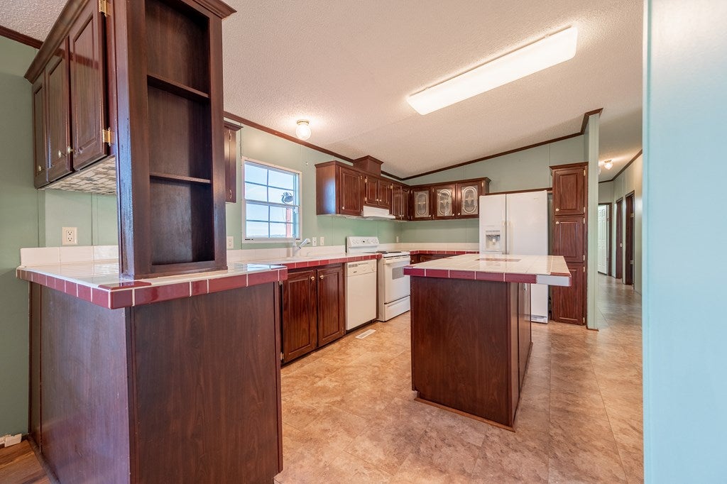 2890 Hunters Ridge Road Hillsville, VA 24343 - Photo 12 of 74 Gallery Image 12