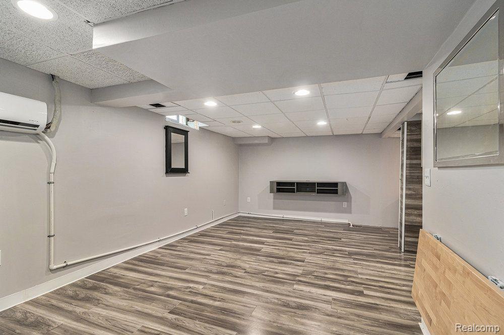 3126 East 11 Mile Road Warren, MI 48091 - Photo 20 of 28 Gallery Image 20
