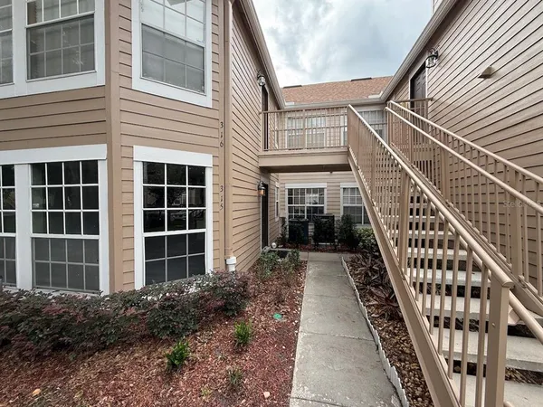 $169,900 | 696 Youngstown Parkway, Unit 315, Altamonte Springs, FL 32714