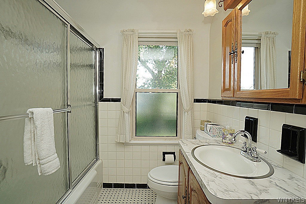 40 Kenton Road Tonawanda, NY 14217 - Photo 30 of 35