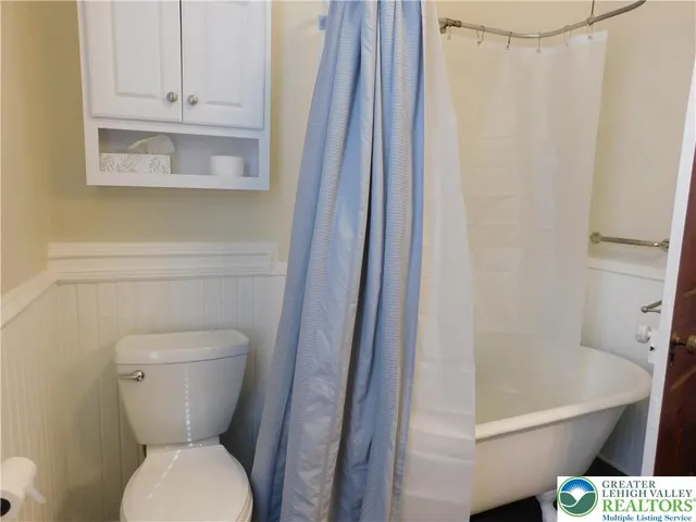 $1,450 | 300 South 9th Street, Unit 2/UPSTAIRS, Lehighton, PA 18235