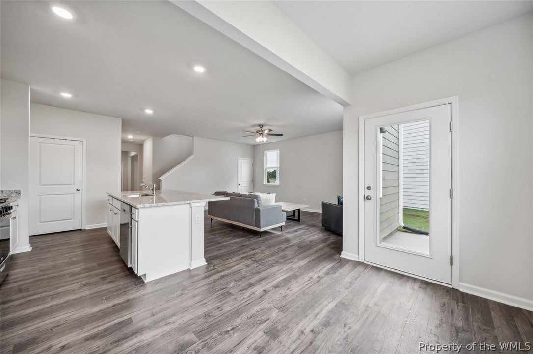 1418 Baptist Road Yorktown, VA 23690 - Photo 3 of 30 Gallery Image 3