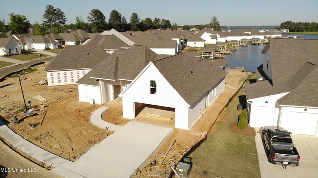 $679,000 | 102 Herons Bay Circle, Madison, MS 39110
