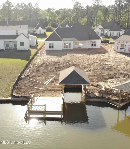 $679,000 | 102 Herons Bay Circle, Madison, MS 39110