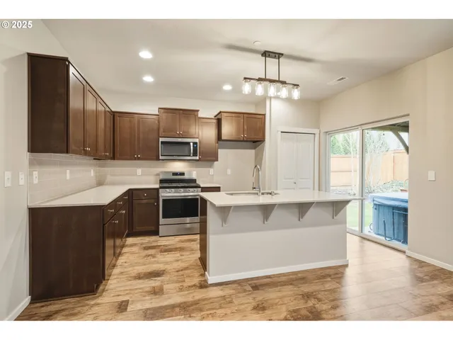 $745,000 | 9448 North Alder Street, Camas, WA 98607