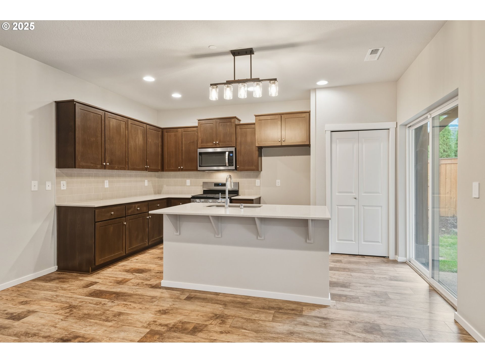 9448 North Alder Street Camas, WA 98607 - Photo 14 of 47 Den/Office