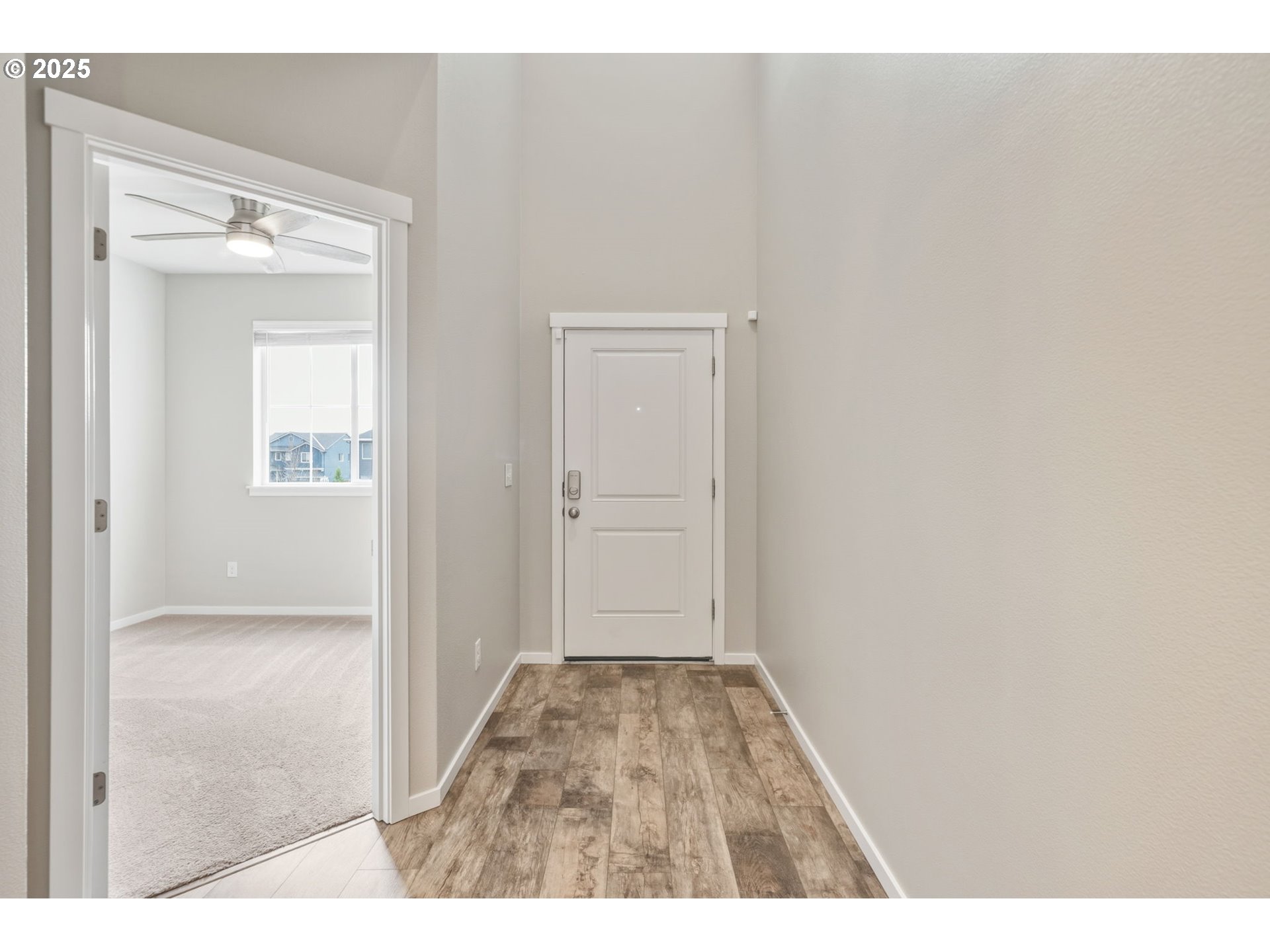 9448 North Alder Street Camas, WA 98607 - Photo 4 of 47 Great Room