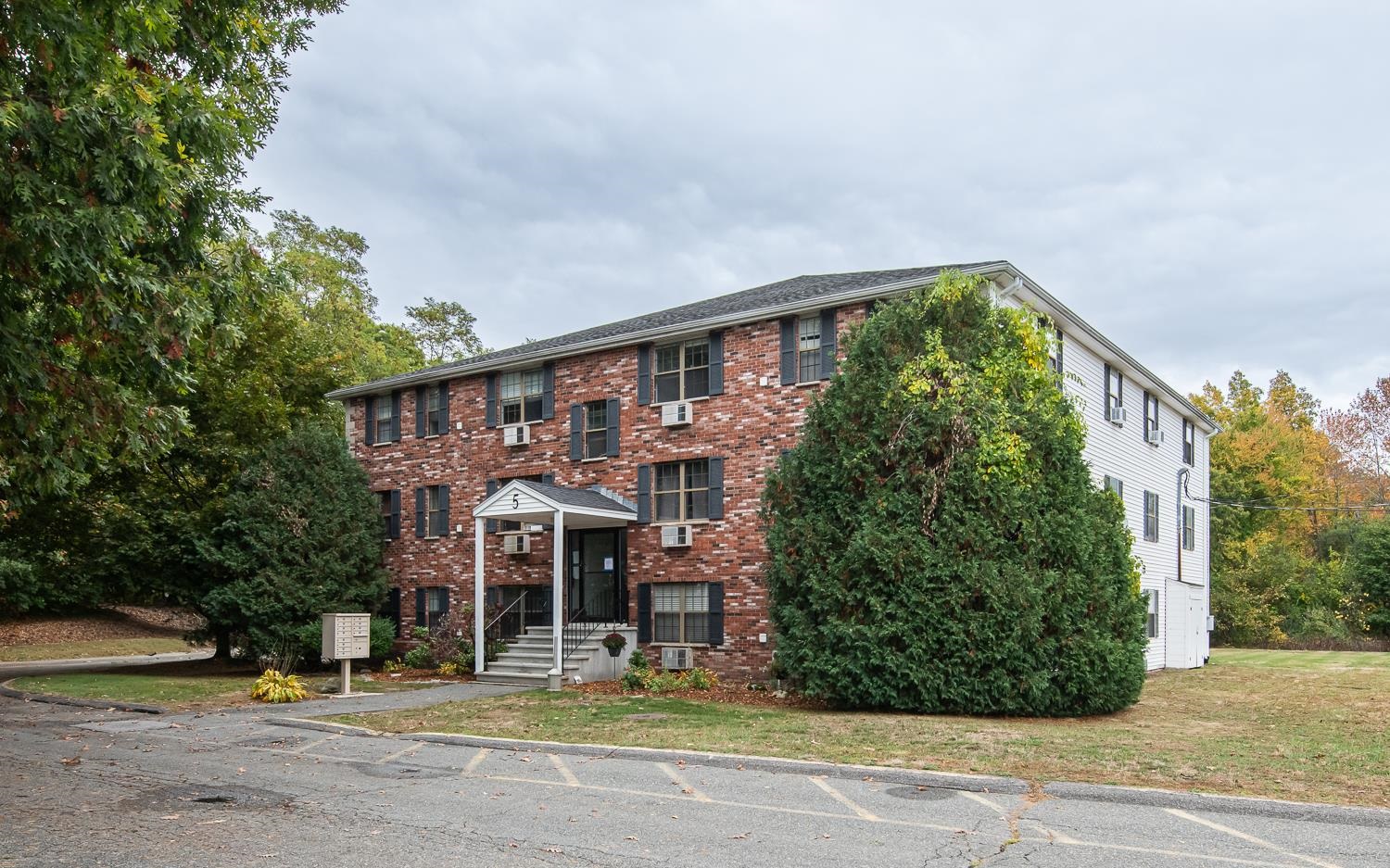 48 Westville Road, Unit 2 5 Plaistow, NH 03865 - Photo 25 of 25 Gallery Image 25