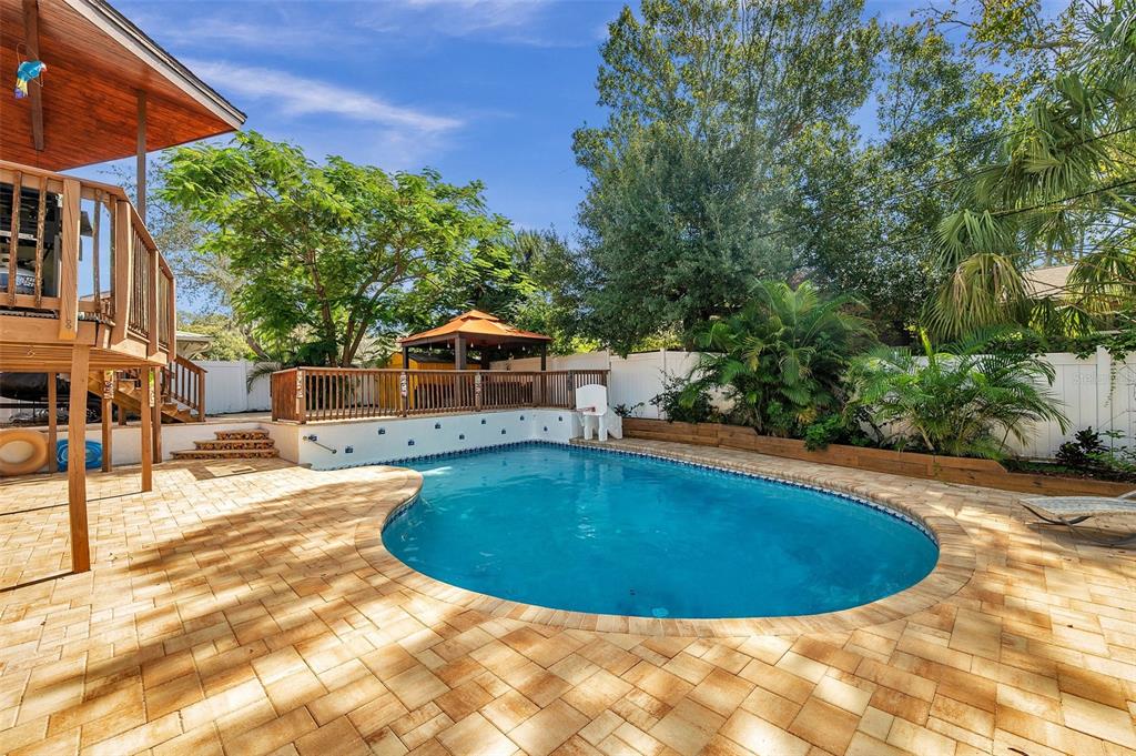 1261 12th Court Southwest Largo, FL 33770 - Photo 4 of 87