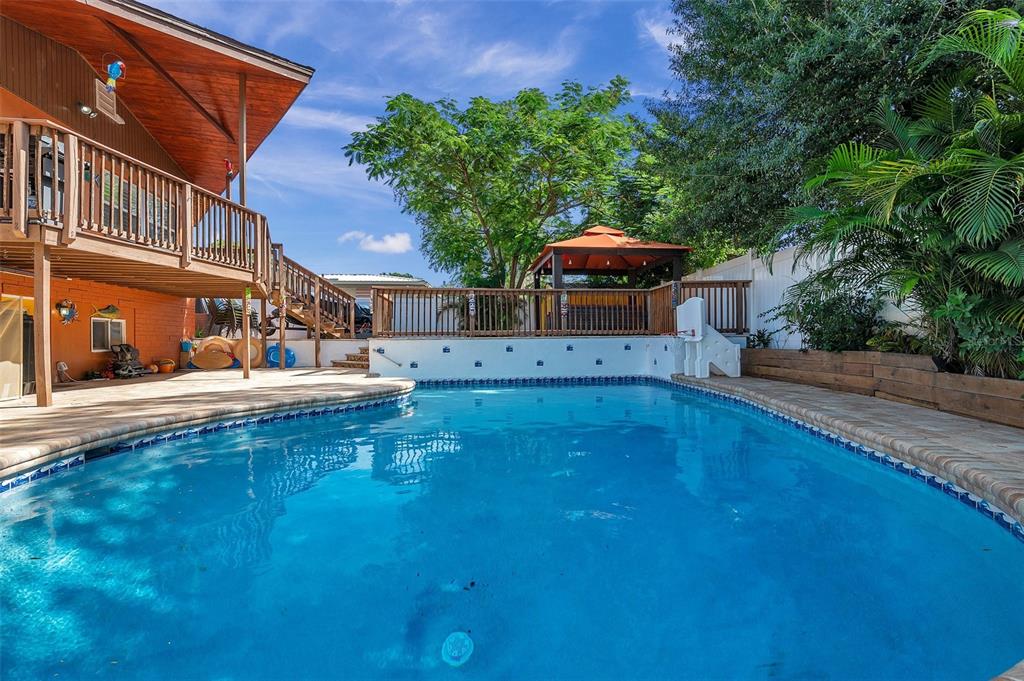 1261 12th Court Southwest Largo, FL 33770 - Photo 7 of 87