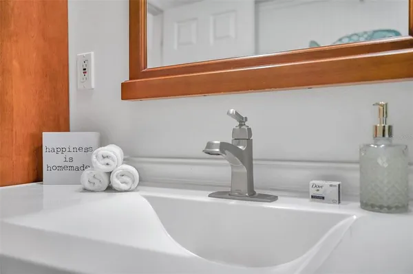 $4,500 | 1261 12th Court Southwest, Largo, FL 33770