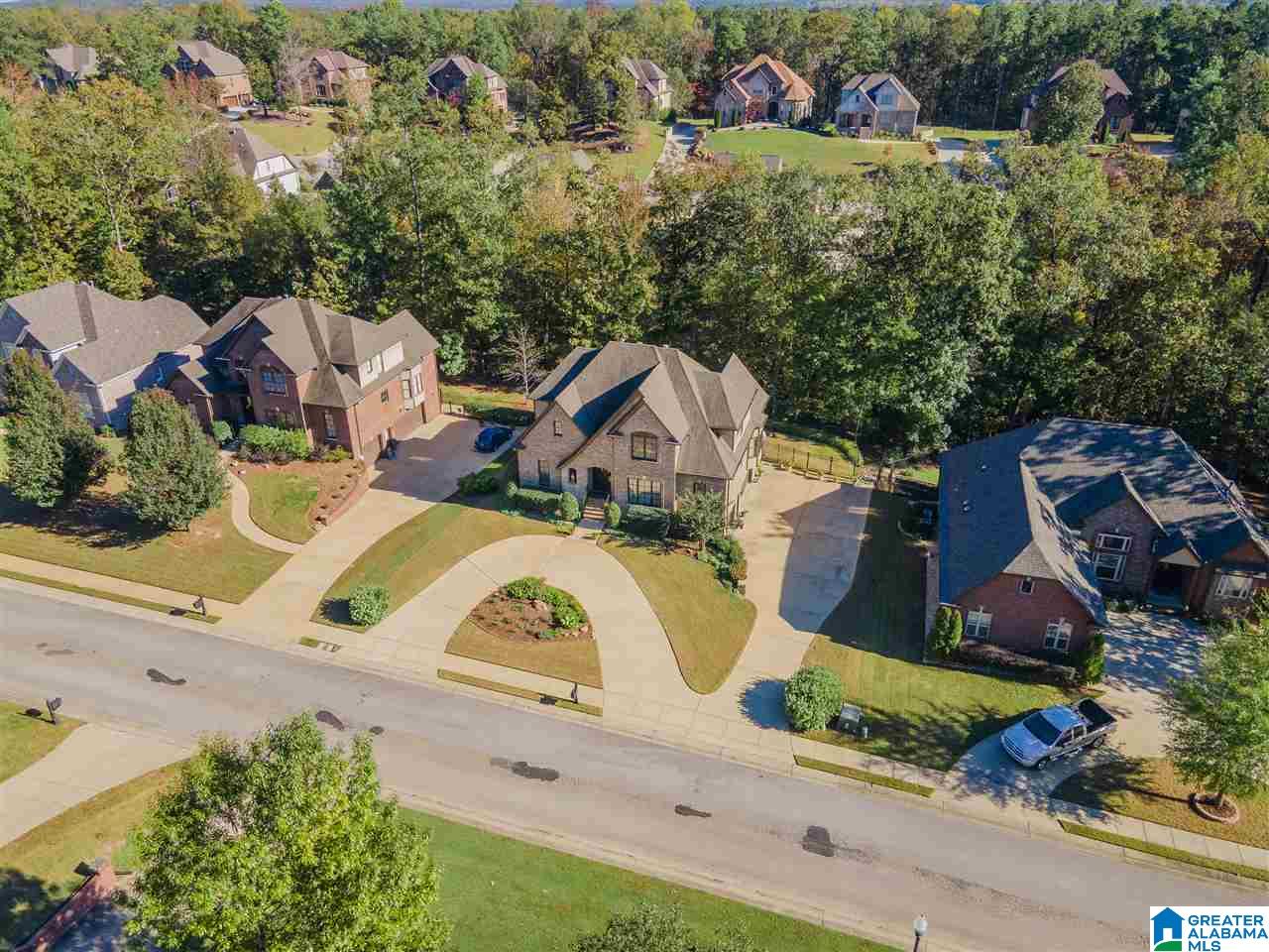 1472 Stoneykirk Road Pelham, AL 35124 - Photo 3 of 39