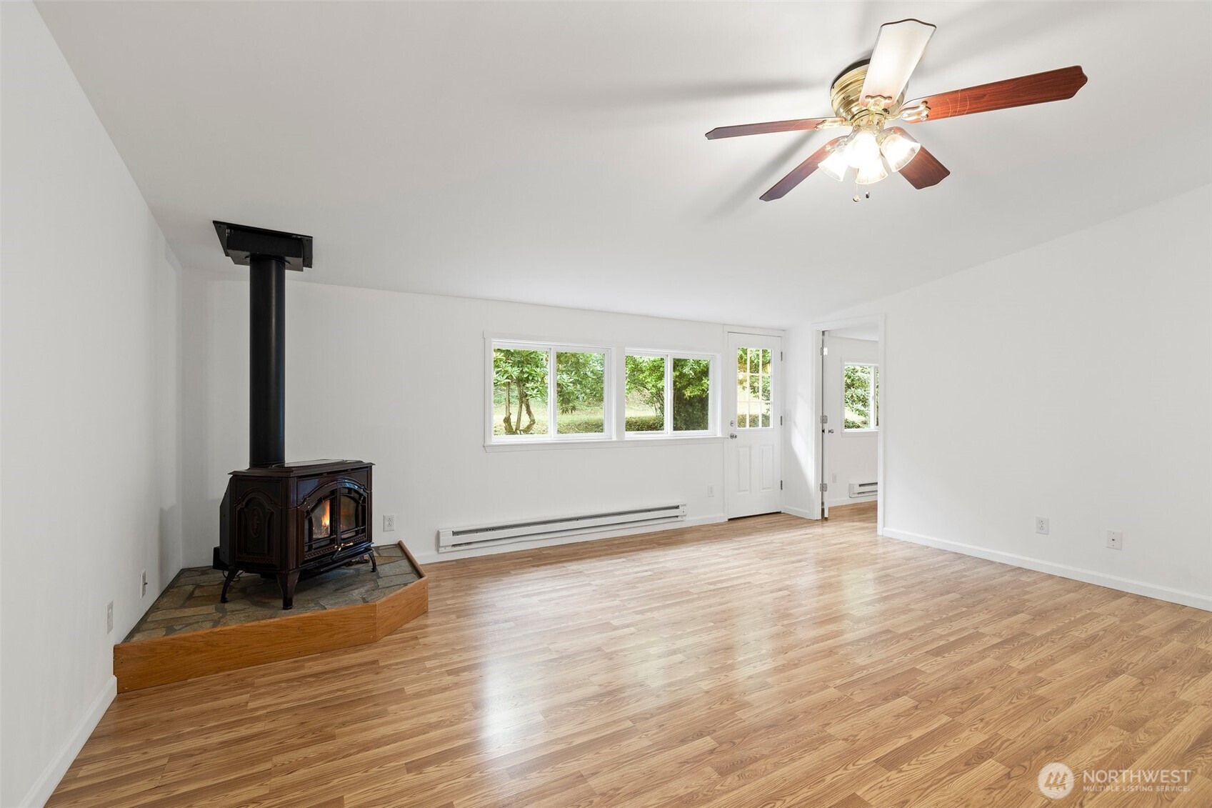 30436 Southeast Issaquah-Fall City Road Fall City, WA 98024 - Photo 6 of 40 Gallery Image 6