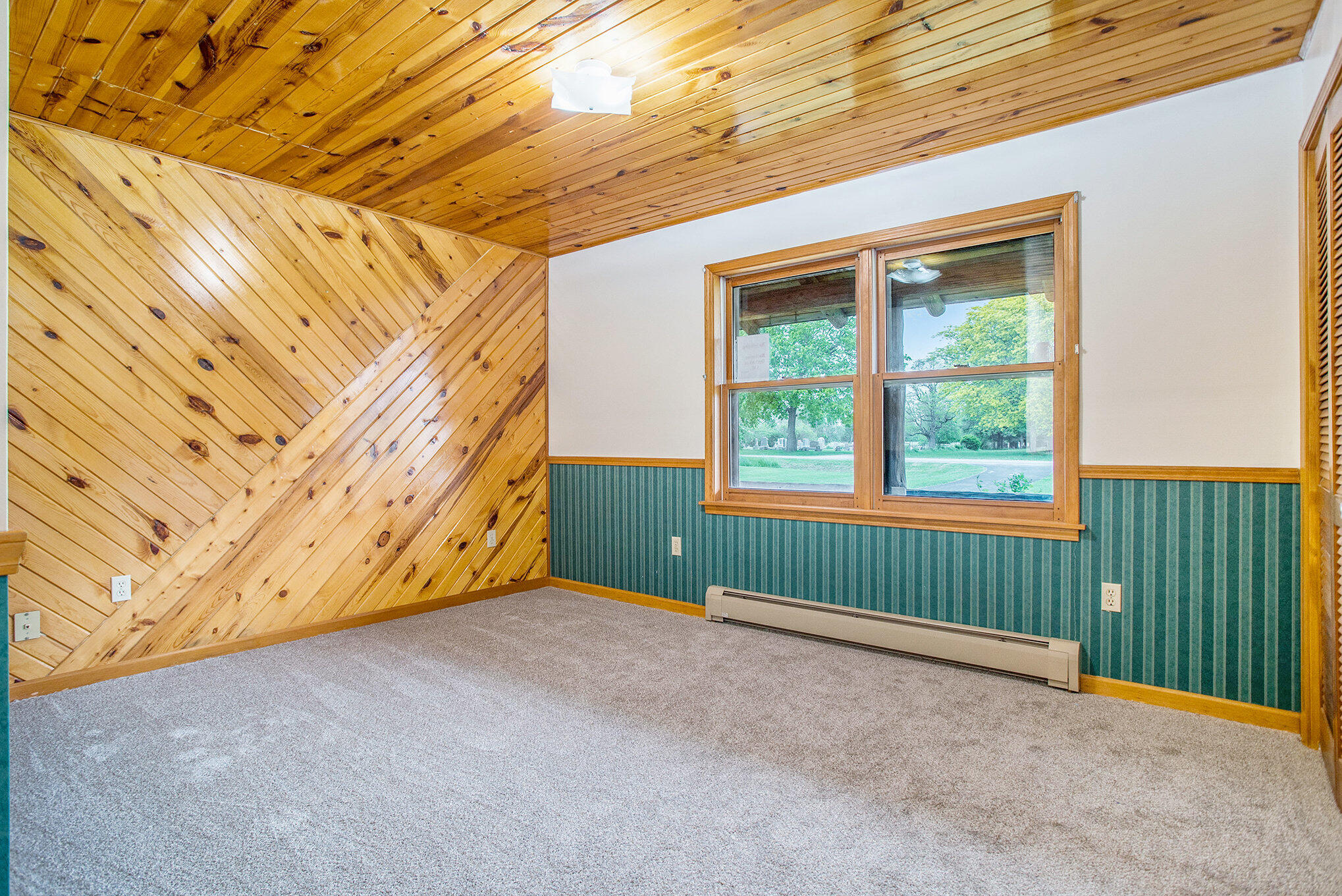 621 East Southern Road Montgomery, MI 49255 - Photo 17 of 39 017_file_451