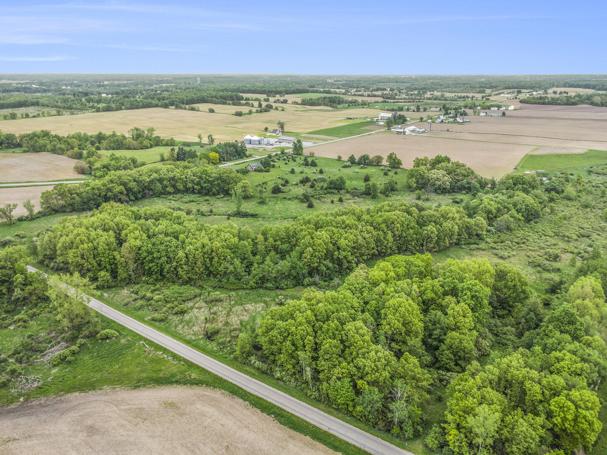 621 East Southern Road Montgomery, MI 49255 - Photo 4 of 39 004_file_459