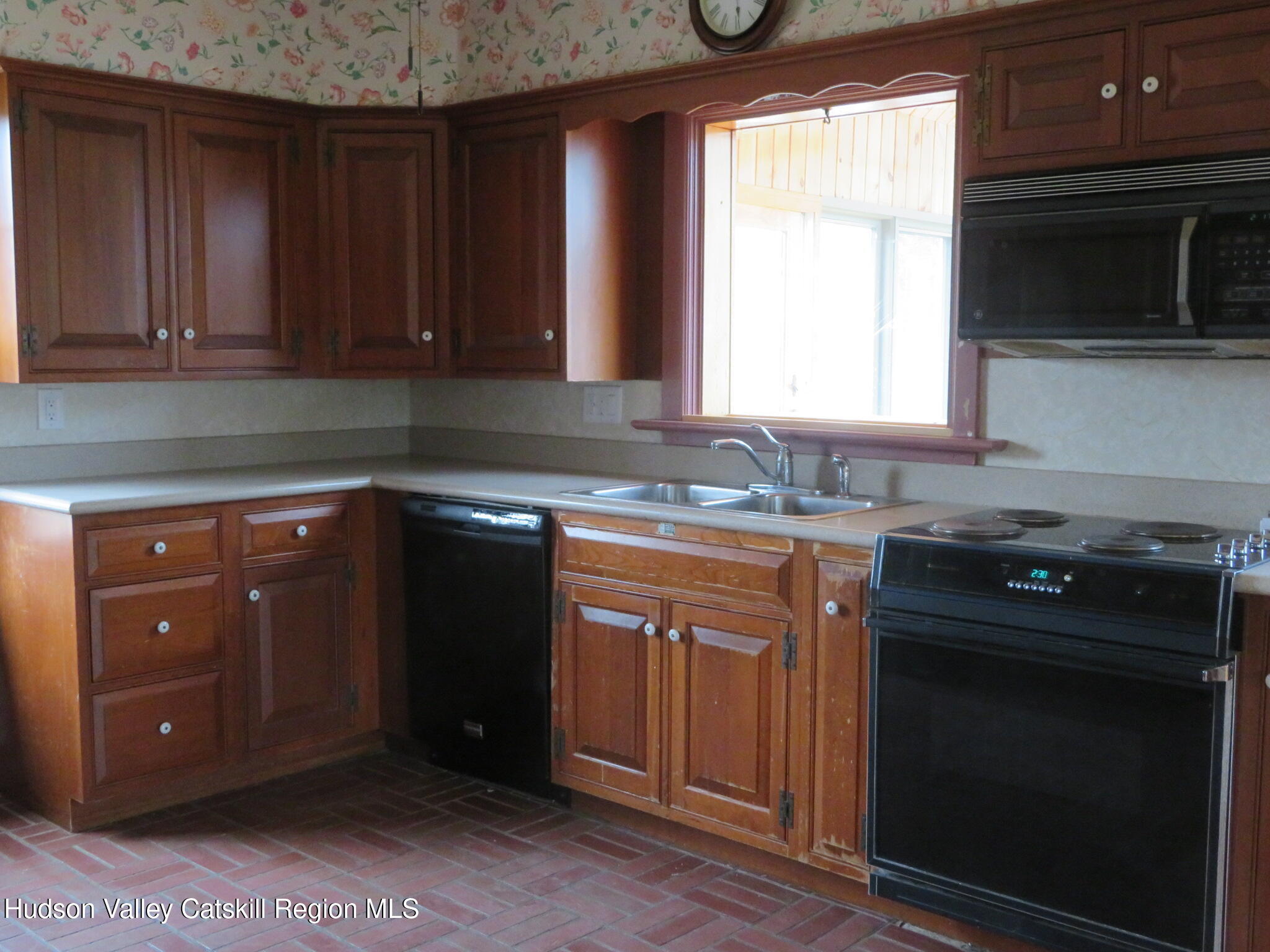 455 Binnewater Road Rosendale, NY 12401 - Photo 19 of 46 Kitchen