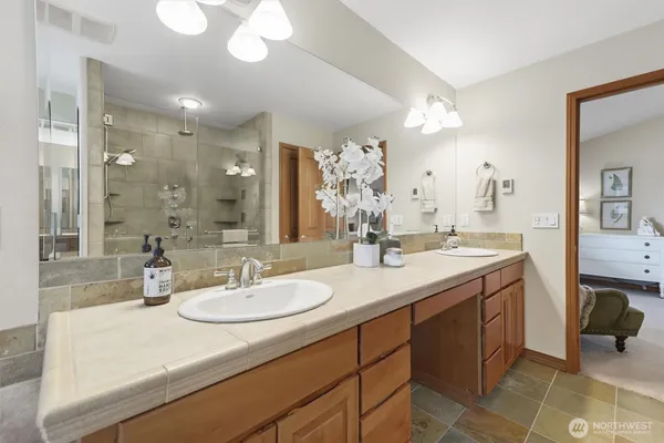 $1,274,950 | 20615 39th Avenue Southeast, Bothell, WA 98021